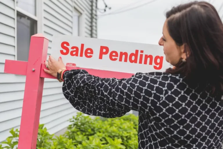 What to Know About Cash Offers When Selling Property